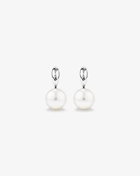 Hook Earrings with Freshwater Pearls in Sterling Silver