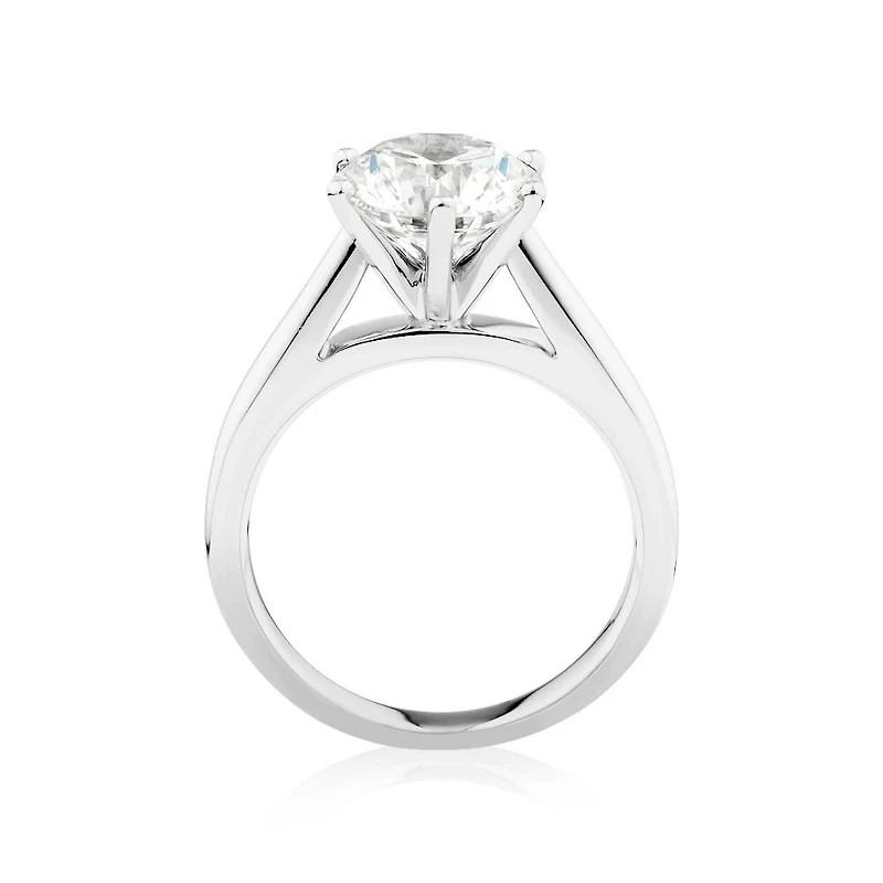Bague de fiançailles solitaire certifiée avec un diamant de 3 carats en or blanc 14kt.