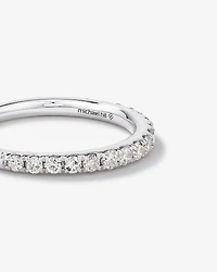 Alliance en or blanc 14 K avec diamants totalisant 0,50 ct