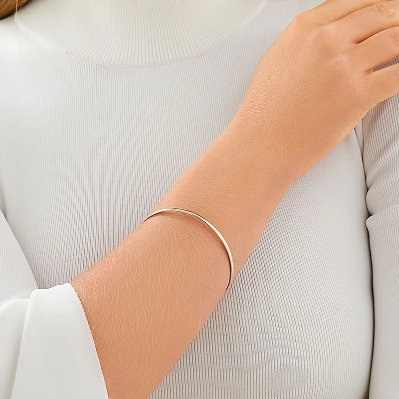 65mm Bangle in 10kt Yellow Gold
