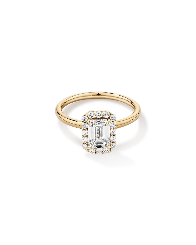 Bague De Fiançailles Halo En Diamant De Laboratoire Taille Émeraude De 1,46 Carat Poids Total En Or Jaune Et Blanc 14 Carats