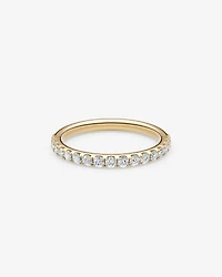 Alliance en or blanc 14 K avec diamants totalisant 0,50 ct