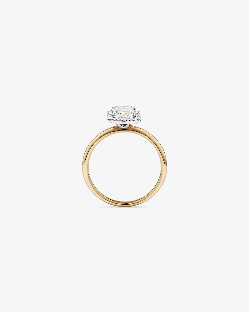 Bague De Fiançailles Halo En Diamant De Laboratoire Taille Émeraude De 1,46 Carat Poids Total En Or Jaune Et Blanc 14 Carats