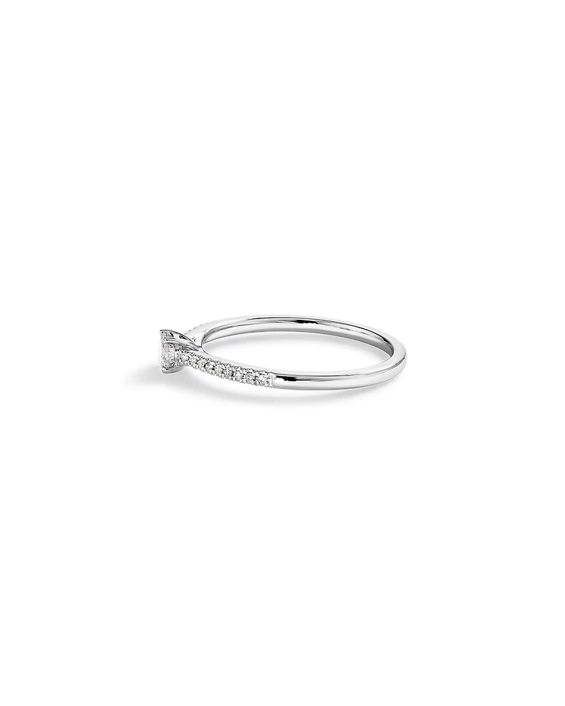 Bague de Fiançailles avec Accent Latéral en Diamant Rond Brillant 0,25 Carat TW en Or Blanc 14 kt