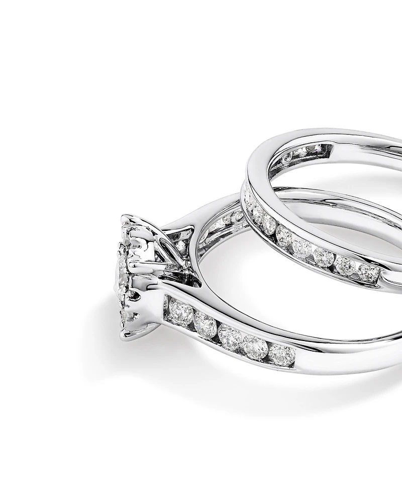 1,00 Carat Poids Total Ensemble Bague De Fiançailles En Diamant Rond Et Bande De Mariage Sertie En Canal, En Or Blanc 14 Ct