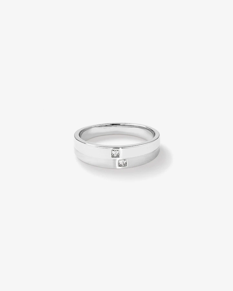Men's Ring with Diamonds in 10kt White Gold