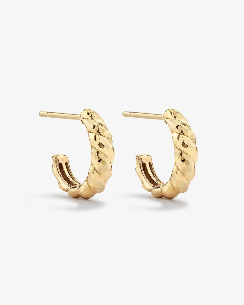 Clous d'oreilles créoles dôme taillés en diamant en or jaune 10kt