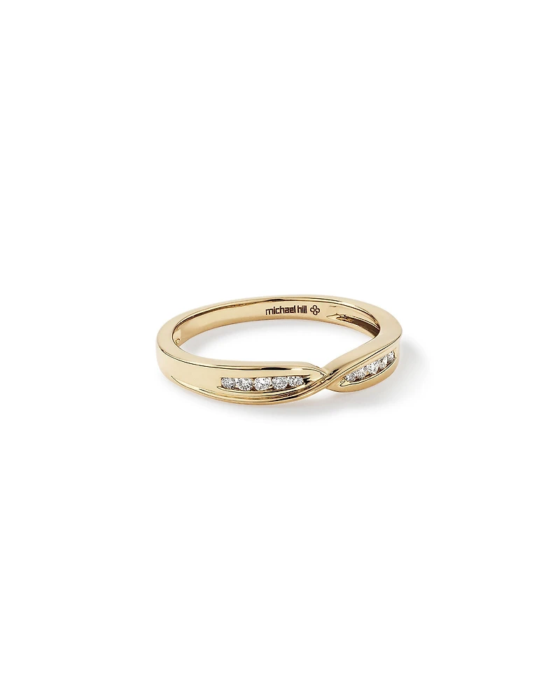 Wedding Ring with Diamonds in 14kt Yellow Gold