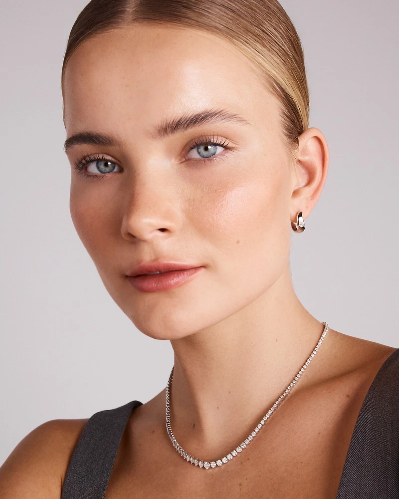 6.00 Carat TW Tennis Necklace set in 18kt White Gold