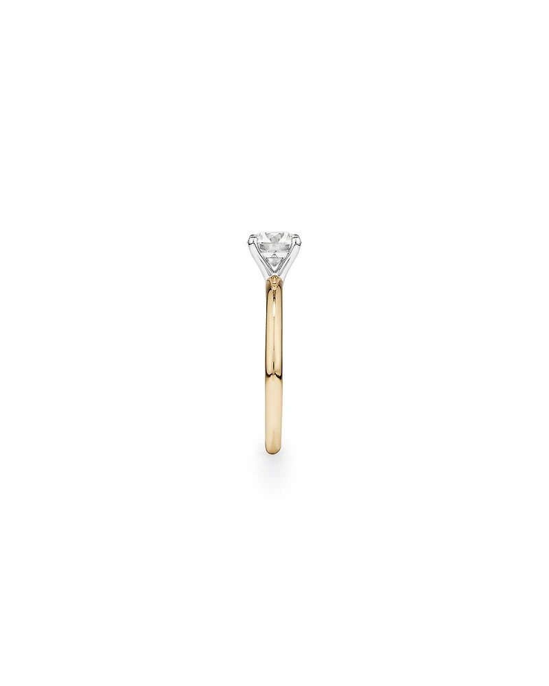 Bague De Fiançailles Solitaire En Diamant De Laboratoire Rond Brillant De 1 Carat Poids Total En Or Blanc 14 Carats