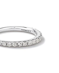 Alliance en or blanc 14 K avec diamants totalisant 0,50 ct