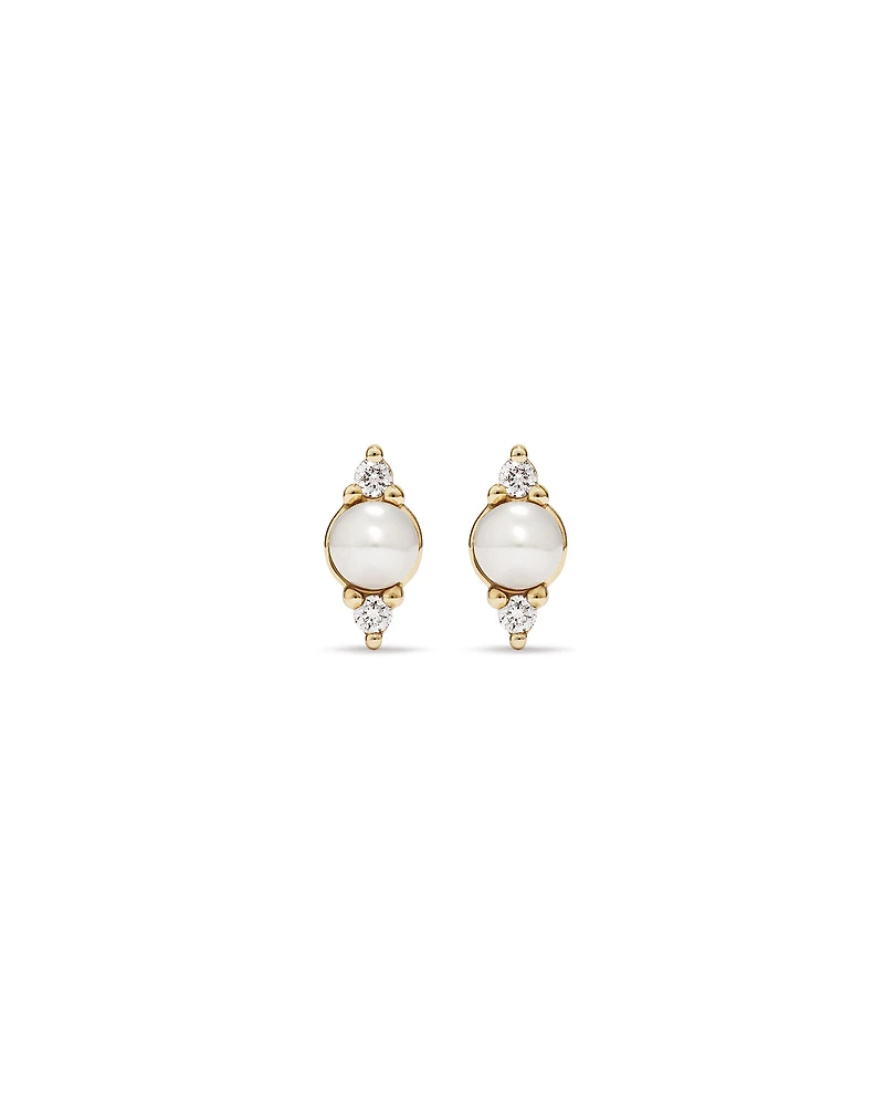 Boucles d'oreilles à perles de culture d'eau douce et diamants en or jaune 10 carats à trois pierres