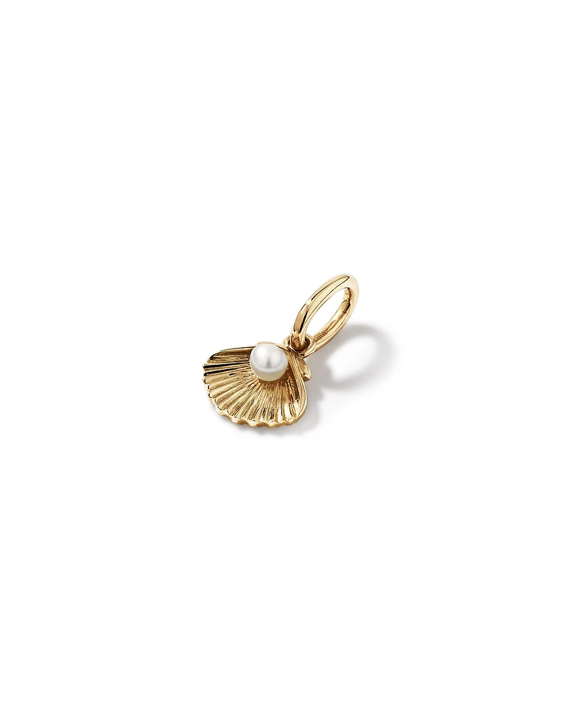 Cultured Freshwater Pearl Clam Shell Pendant in 10kt Yellow Gold
