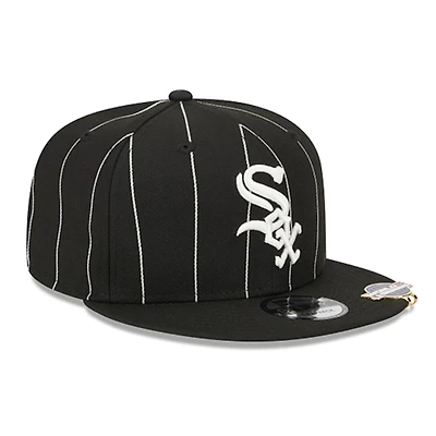 Chicago White Sox Black Pinstripe Visor Clip 9FIFTY Snapback