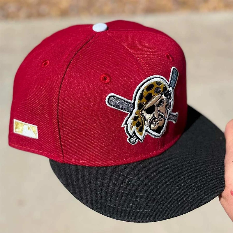 Pittsburgh Pirates Red Black Two Tone Side Batty Gray UV New Era 59FIFTY Fitted Hat