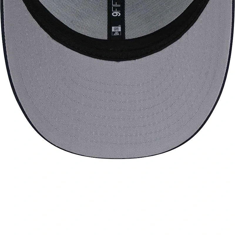 Chicago Bears Navy Circle New Era 9FIFTY Low Profile Snapback Hat