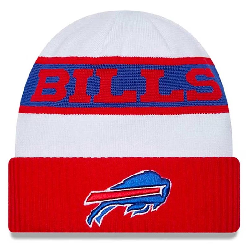 Buffalo Bills New Era 2023 White Sideline Tech Cuffed Knit Hat