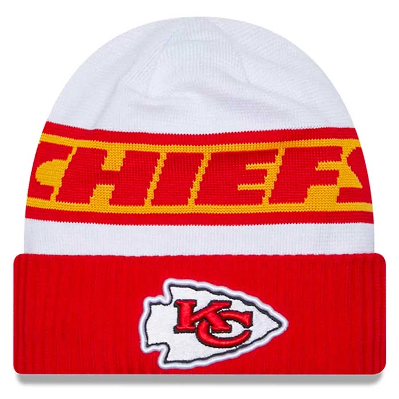 Kansas City Chiefs New Era 2023 White Sideline Tech Cuffed Knit Hat