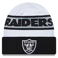 Las Vegas Raiders New Era 2023 White Sideline Tech Cuffed Knit Hat