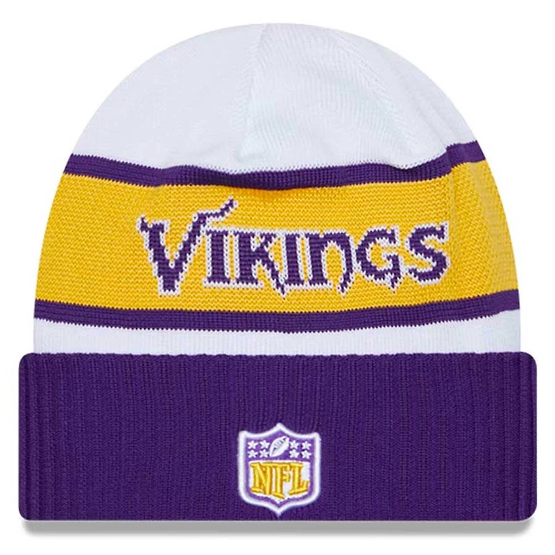 Minnesota Vikings New Era 2023 White Sideline Tech Cuffed Knit Hat