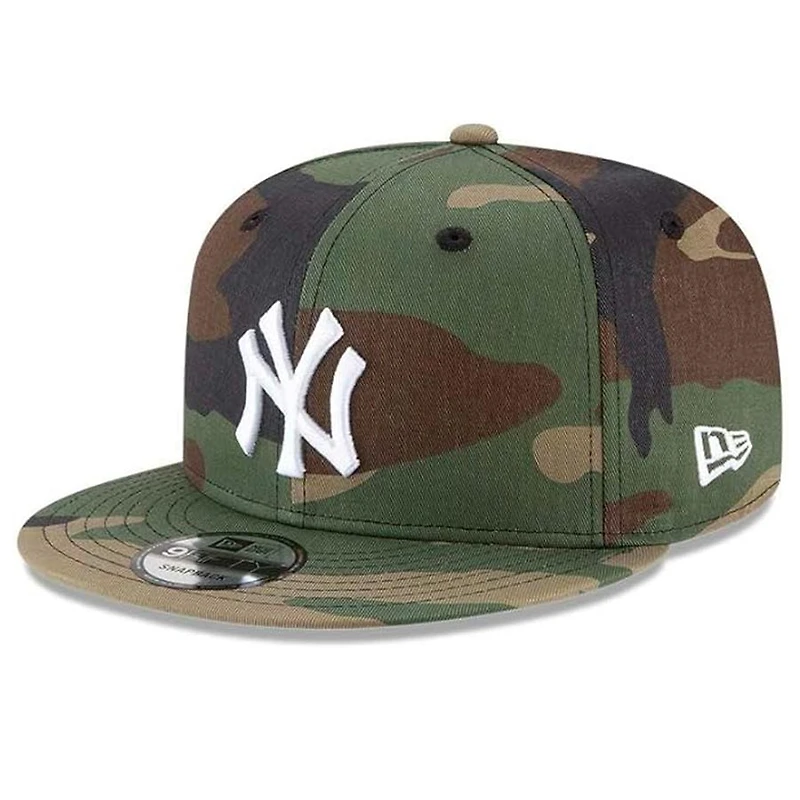 New York Yankees Woodland Camo Basic New Era 9FIFTY Snapback Hat