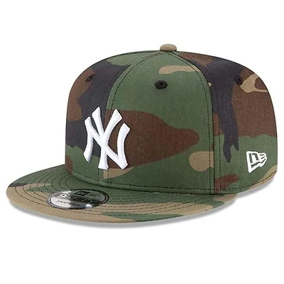 New York Yankees Woodland Camo Basic New Era 9FIFTY Snapback Hat