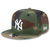 New York Yankees Woodland Camo Basic New Era 9FIFTY Snapback Hat