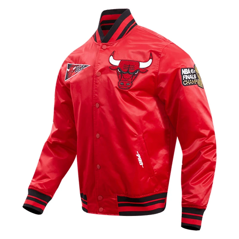 Chicago Bulls Red Retro Pro Standard Big Rib Satin Jacket