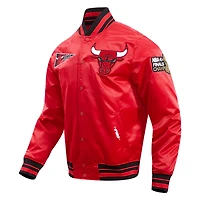 Chicago Bulls Red Retro Pro Standard Big Rib Satin Jacket