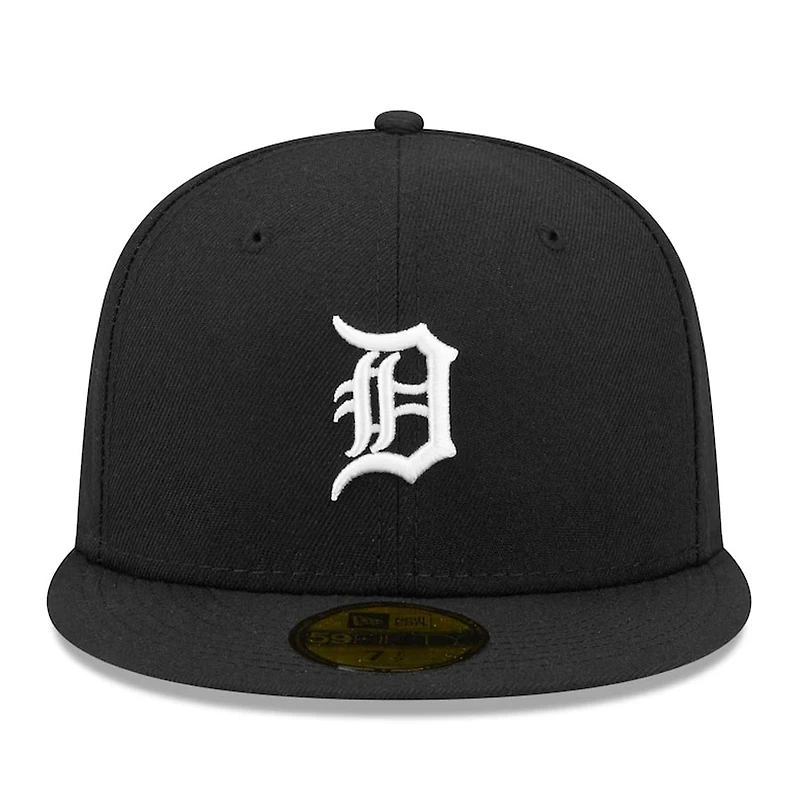 Detroit Tigers Black and White Basic New Era 59FIFTY Fitted Hat