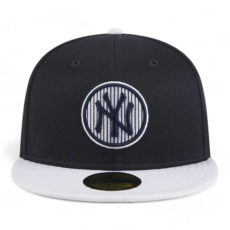 New York Yankees Navy White 2024 Batting Practice Era 59FIFTY Fitted Hat