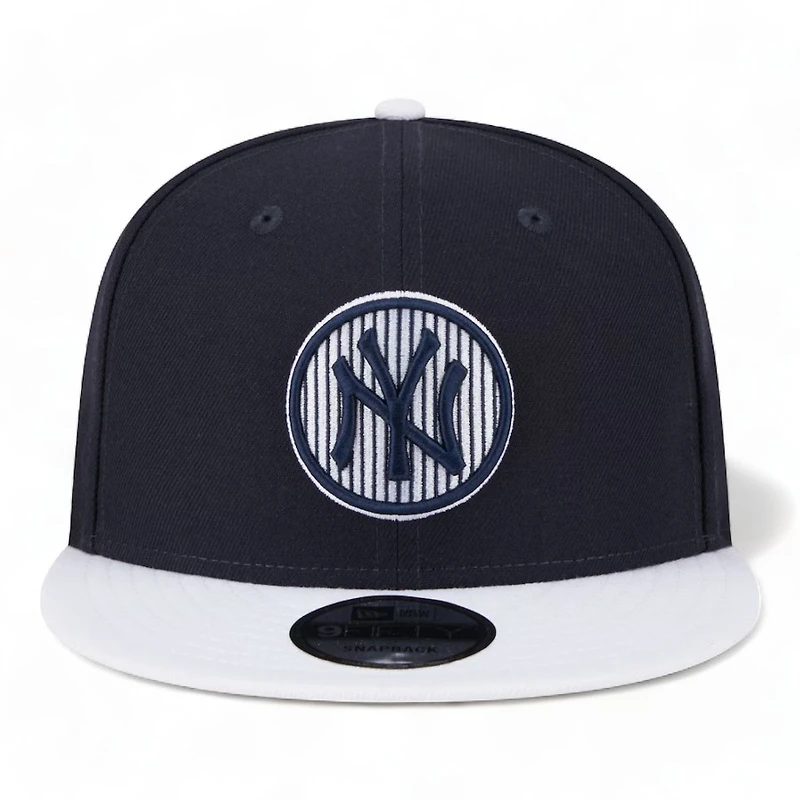 New York Yankees Navy White 2024 Batting Practice New Era 9FIFTY Snapback Hat