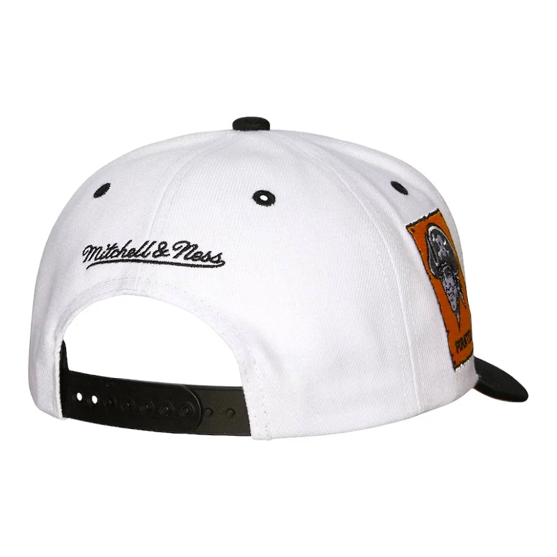 Pittsburgh Pirates White Black Mitchell & Ness Pro Crown Snapback Hat