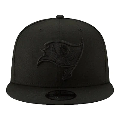Tampa Bay Buccaneers Black on Black Basic New Era 9FIFTY Snapback Hat