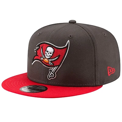 Tampa Bay Buccaneers Pewter and Red Team Color Basic New Era 9FIFTY Snapback Hat