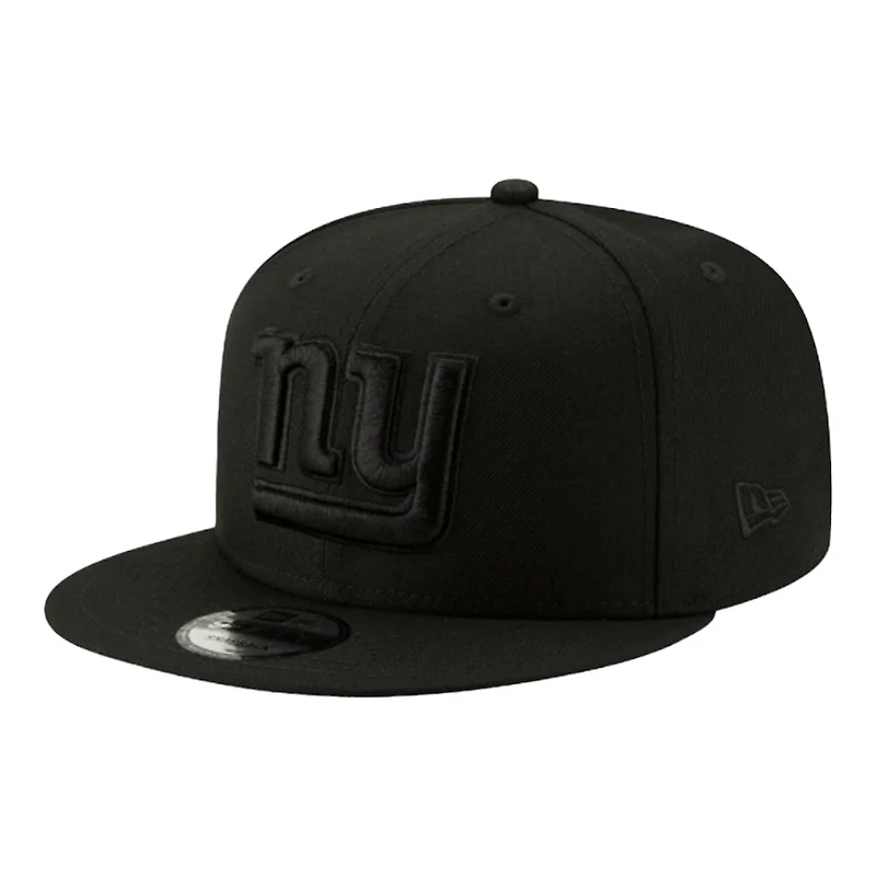 New York Giants Black on Black Basic New Era 9FIFTY Snapback Hat