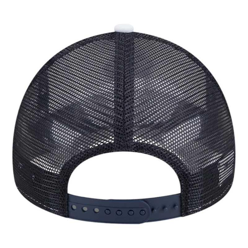 New York Yankees White Court Sport New Era 9FORTY A-Frame Trucker Snapback