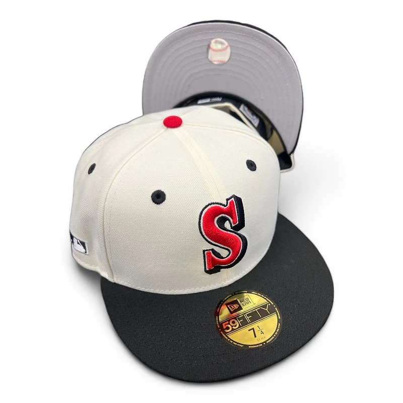Seattle Mariners Chrome 2Tone World Is Yours Pack Side Batty Gray UV New Era 59FIFTY Fitted Hat