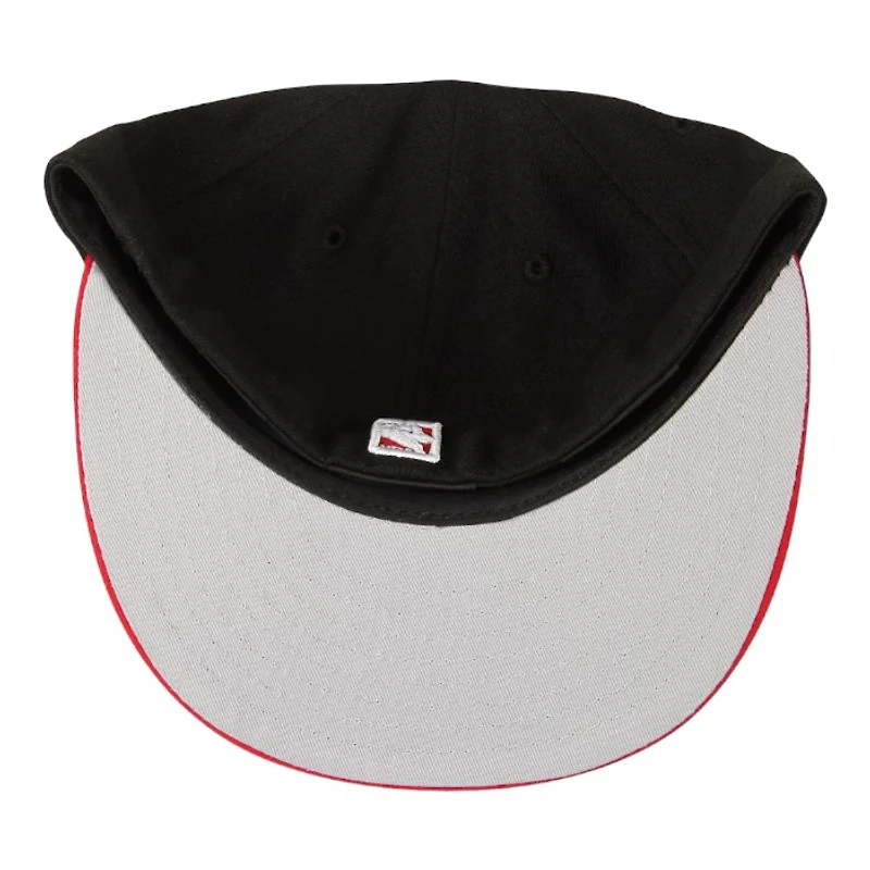 Chicago Bulls Black and Red NBA New Era 59FIFTY Fitted Hat