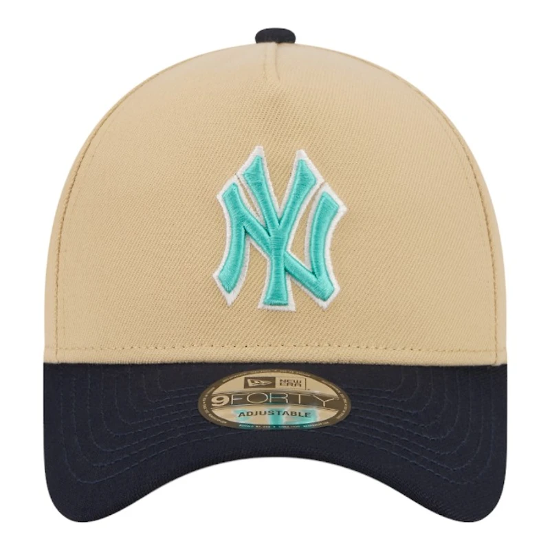 New York Yankees Two Tone New York Patch Navy UV New Era A-Frame 9FORTY Snapback Hat