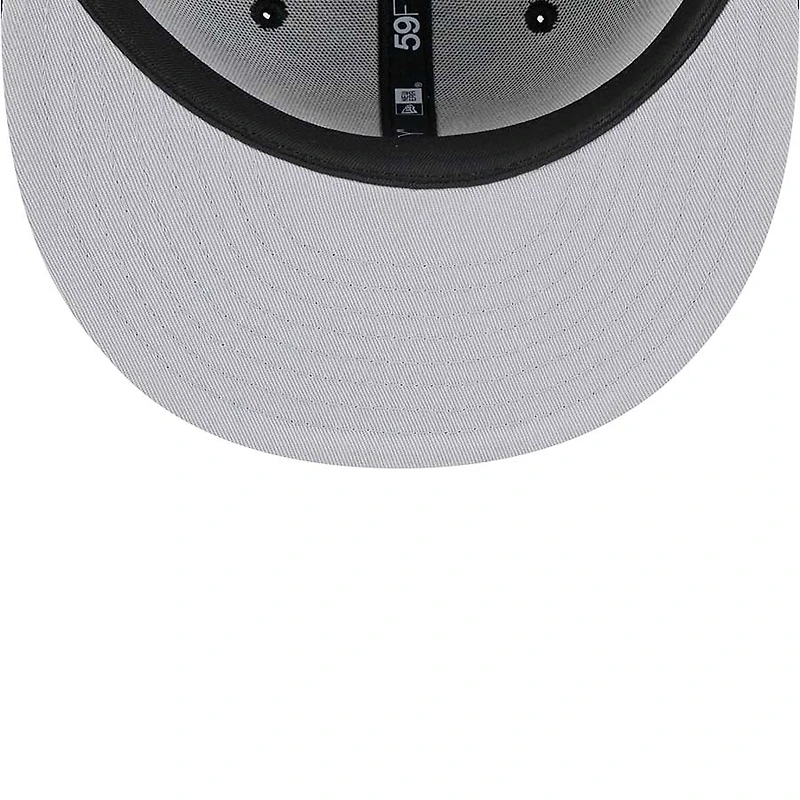 Chicago Bulls Black and White Eastern Conference Patch NBA New Era 59FIFTY Fitted Hat