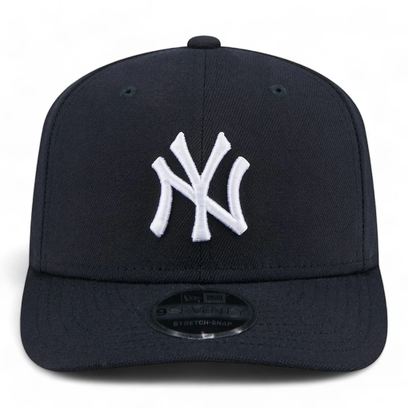 New York Yankees Navy Blue Basic New Era 9SEVENTY Stretch Snapback Hat