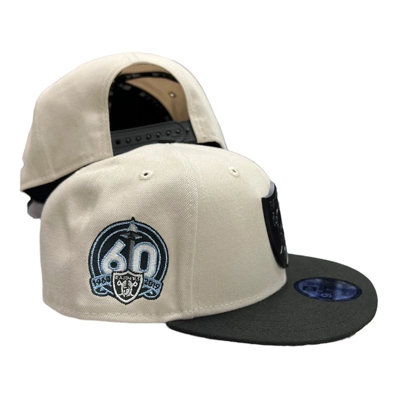 Las Vegas Raiders Stone Gray Metal Badge Logo Two Tone 60th Anniversary Patch Gray UV New Era 9FIFTY Snapback Hat