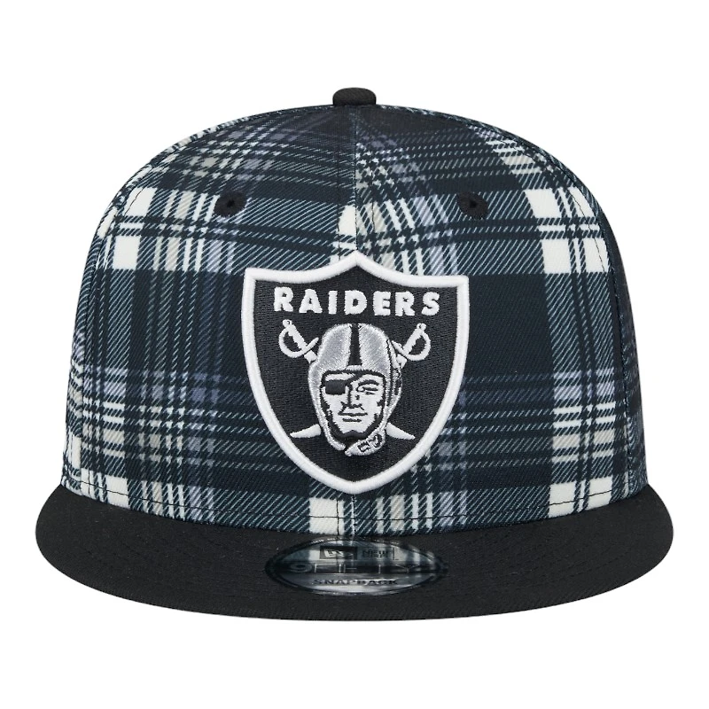 Las Vegas Raiders 2024 Sideline Statement Plaid New Era 9FIFTY Snapback Hat