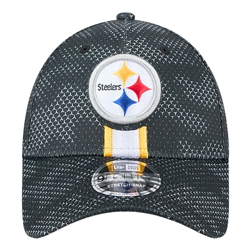 Pittsburgh Steelers Black 2024 NFL Sideline New Era 9FORTY Stretch-Snap Hat
