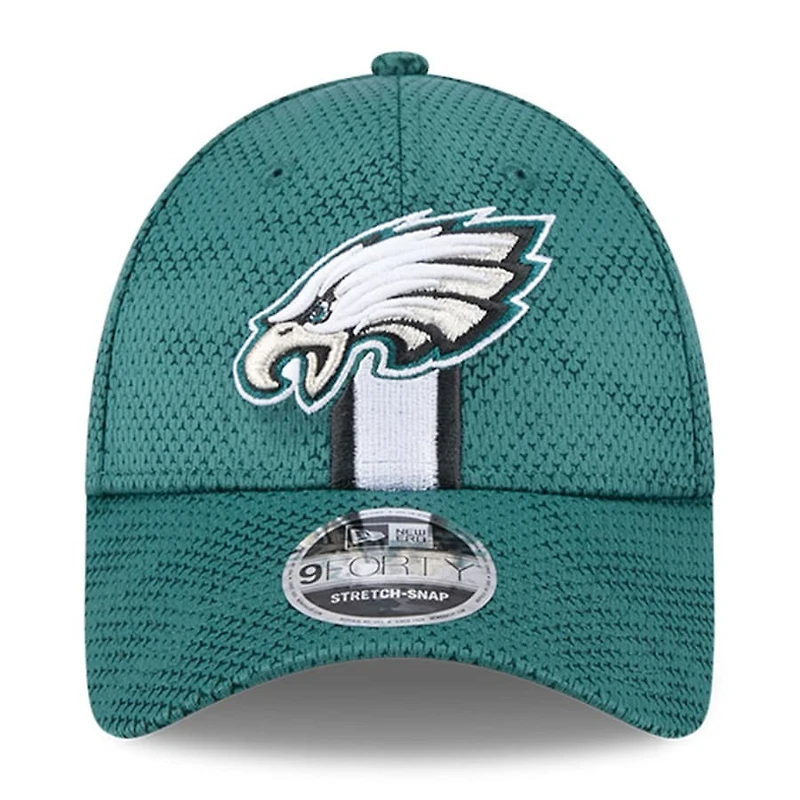 Philadelphia Eagles Midnight Green 2024 NFL Sideline New Era 9FORTY Stretch-Snap Hat