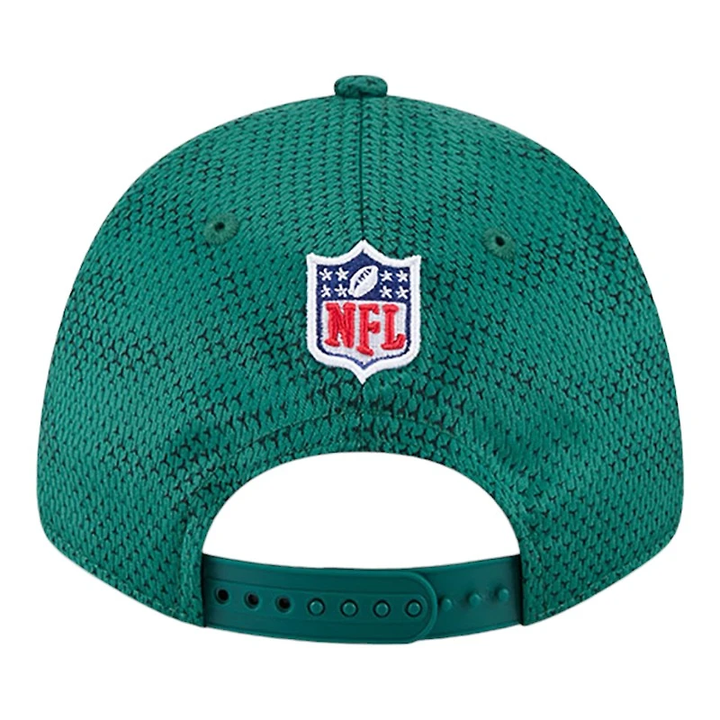 New York Jets 2024 Green NFL Sideline New Era 9FORTY Stretch-Snap Hat