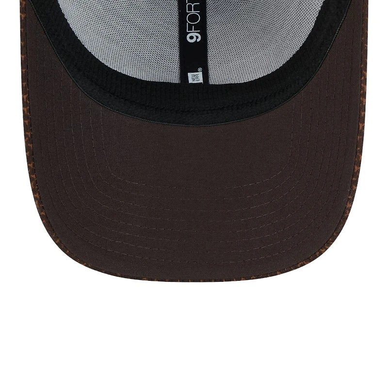 Cleveland Browns Brown 2024 NFL Sideline New Era 9FORTY Stretch-Snap Hat