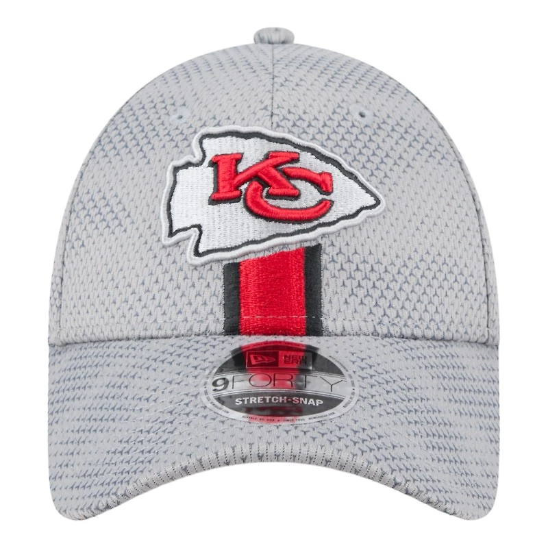 Kansas City Chiefs Gray 2024 NFL Sideline New Era 9FORTY Stretch-Snap Hat