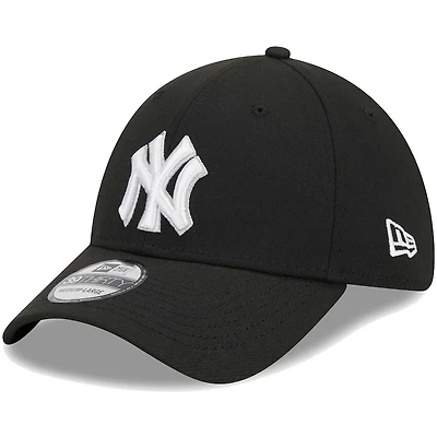 New York Yankees Black Basic Era 39THIRTY Flex Fit Hat